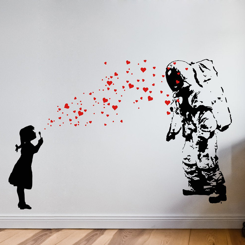 Interior Design Layout - Wall Decal ASTRONAUT & HEART BUBBLE