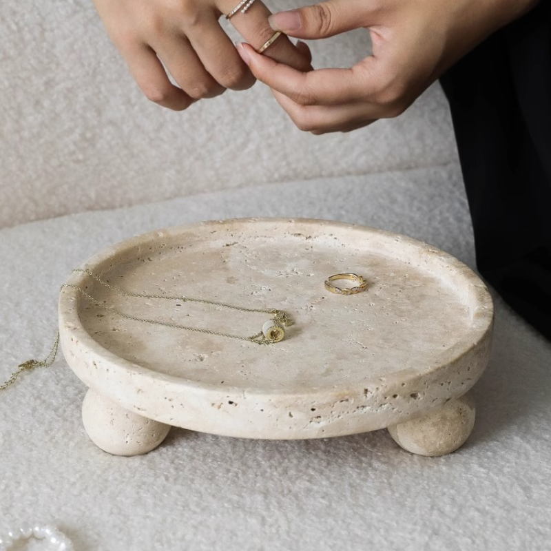 Retro-Tablett aus natürlichem  – Travertine Tray Oval Bewertung und Preis